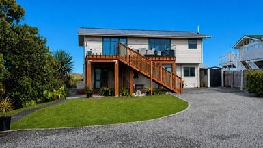 107 Blue Pacific Parade, Riversdale Beach, Masterton - Carousel 1