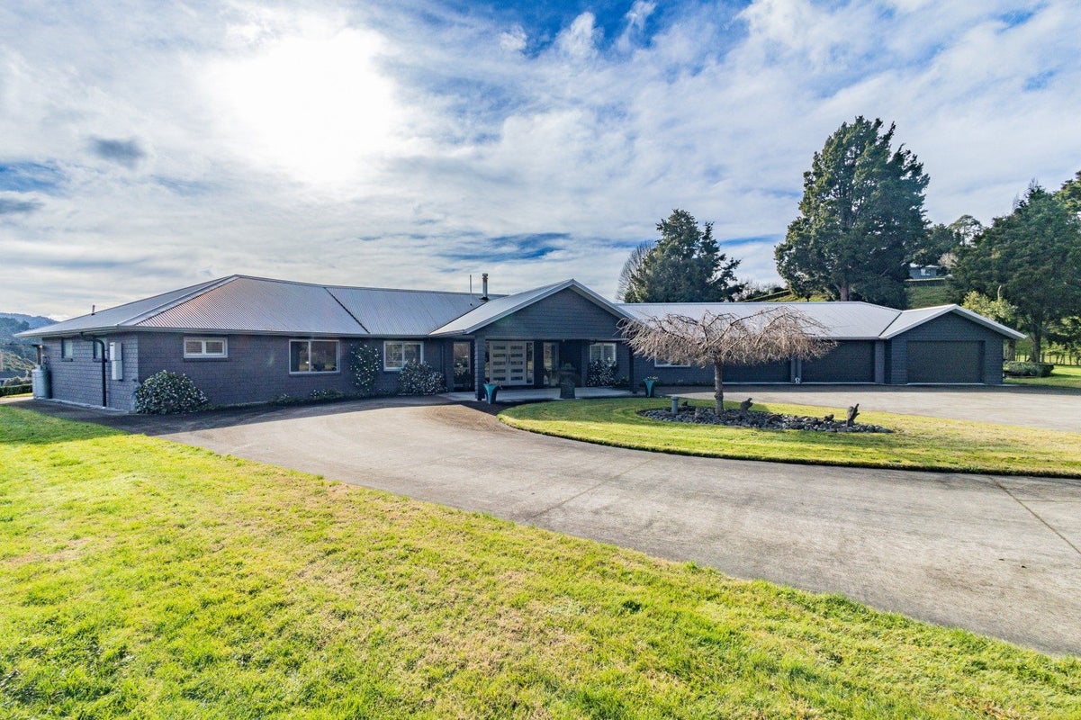 29 Golf Road, Taumarunui, Taumarunui - Carousel 2