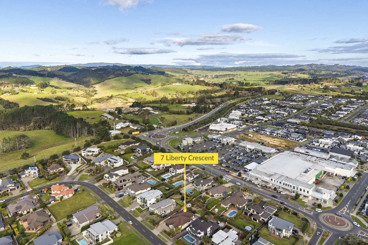 7 Liberty Crescent, Beachlands, Auckland - Carousel 36