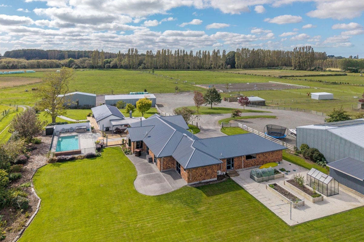 60 Hollands Road, Tinwald, Ashburton - Carousel 1
