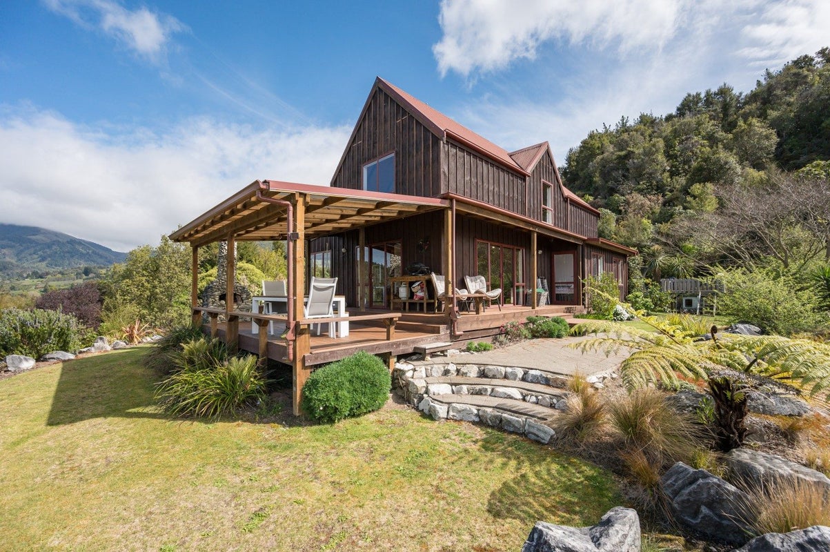 34 BROOKLYN VALLEY RD, Brooklyn, Motueka - Carousel 1