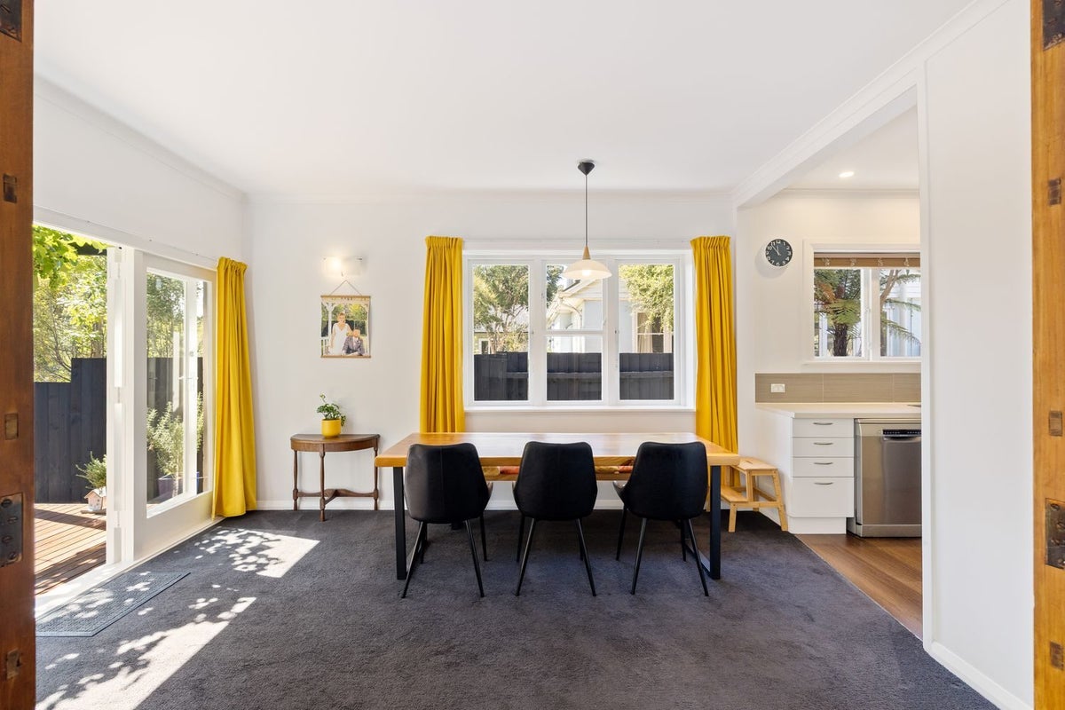 350 Riverlaw Terrace, Saint Martins, Christchurch - Carousel 2