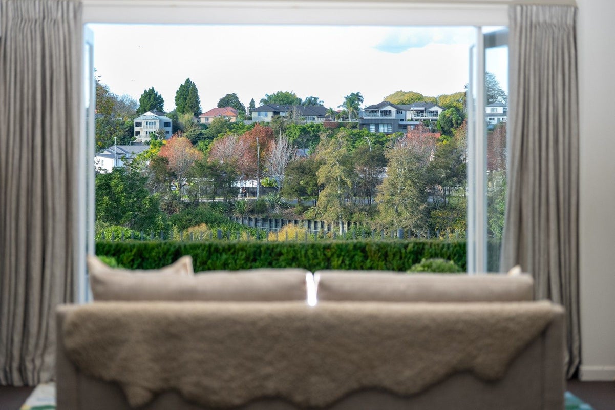 11 Awatere Avenue, Beerescourt, Hamilton - Carousel 45