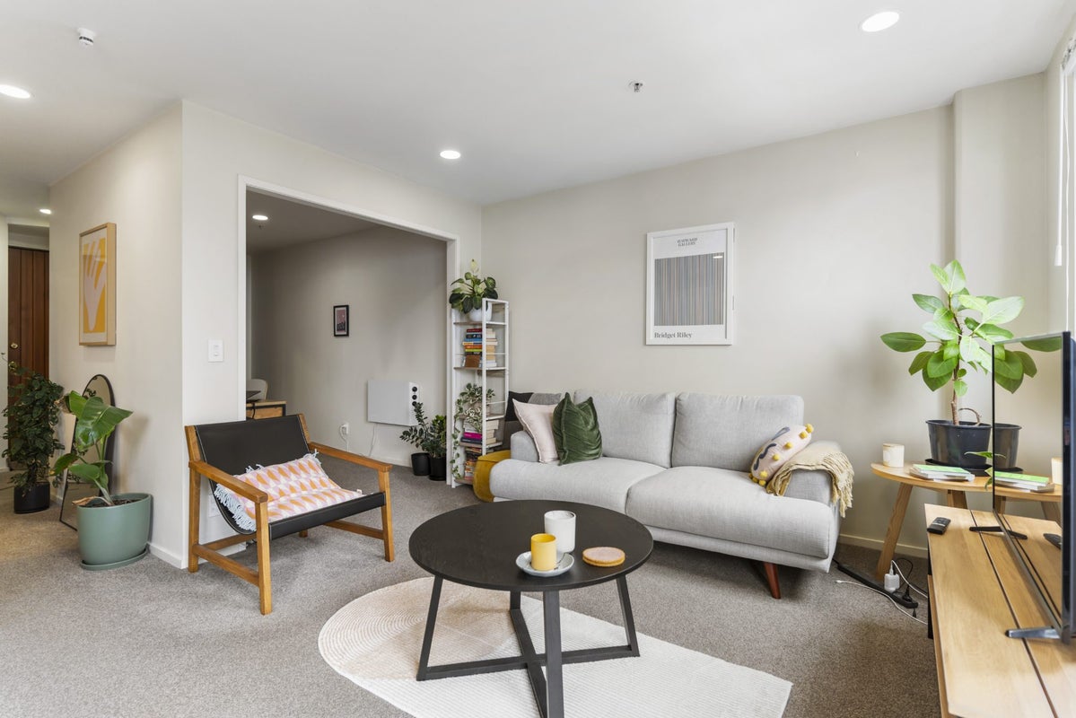 2F/15 Blake Street, Ponsonby, Auckland - Carousel 2