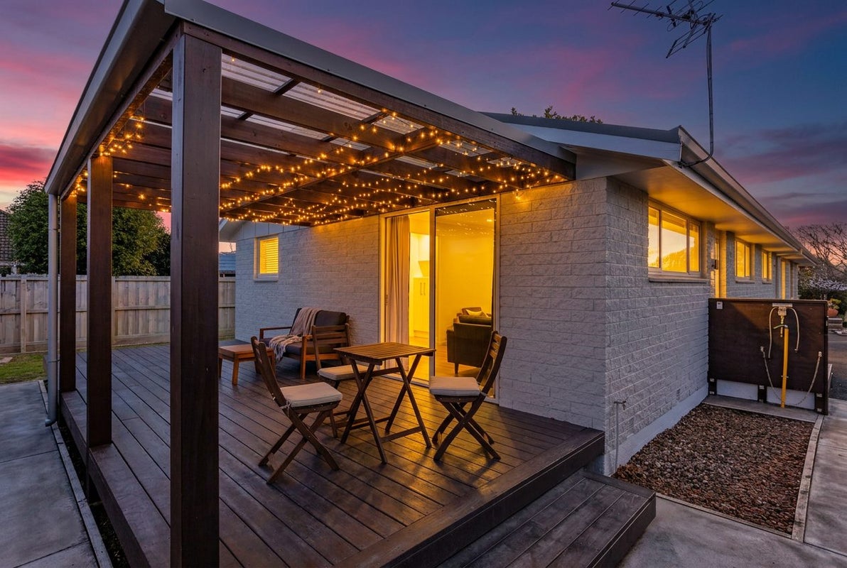 2/6 Timbertop Lane, Saint Martins, Christchurch - Carousel 29