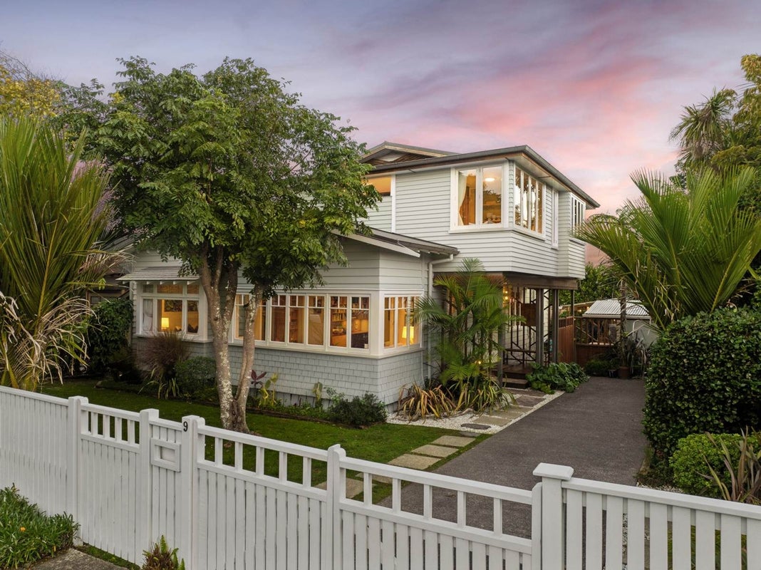 9 Croydon Road, Mount Eden, Auckland - Carousel 1