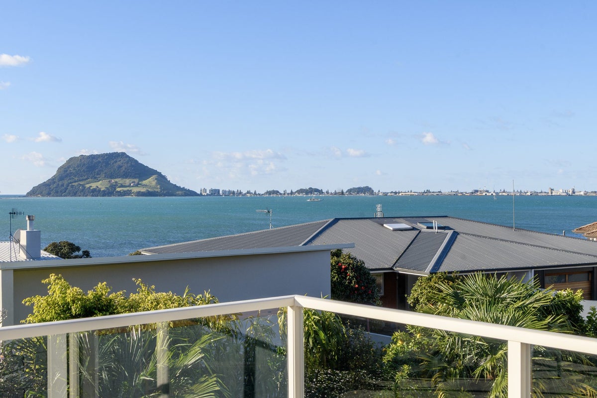 21A Cooneys Drive, Matua, Tauranga - Carousel 1