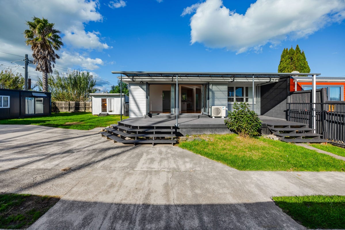 2/16 Takanini Road, Takanini, Auckland - Carousel 9