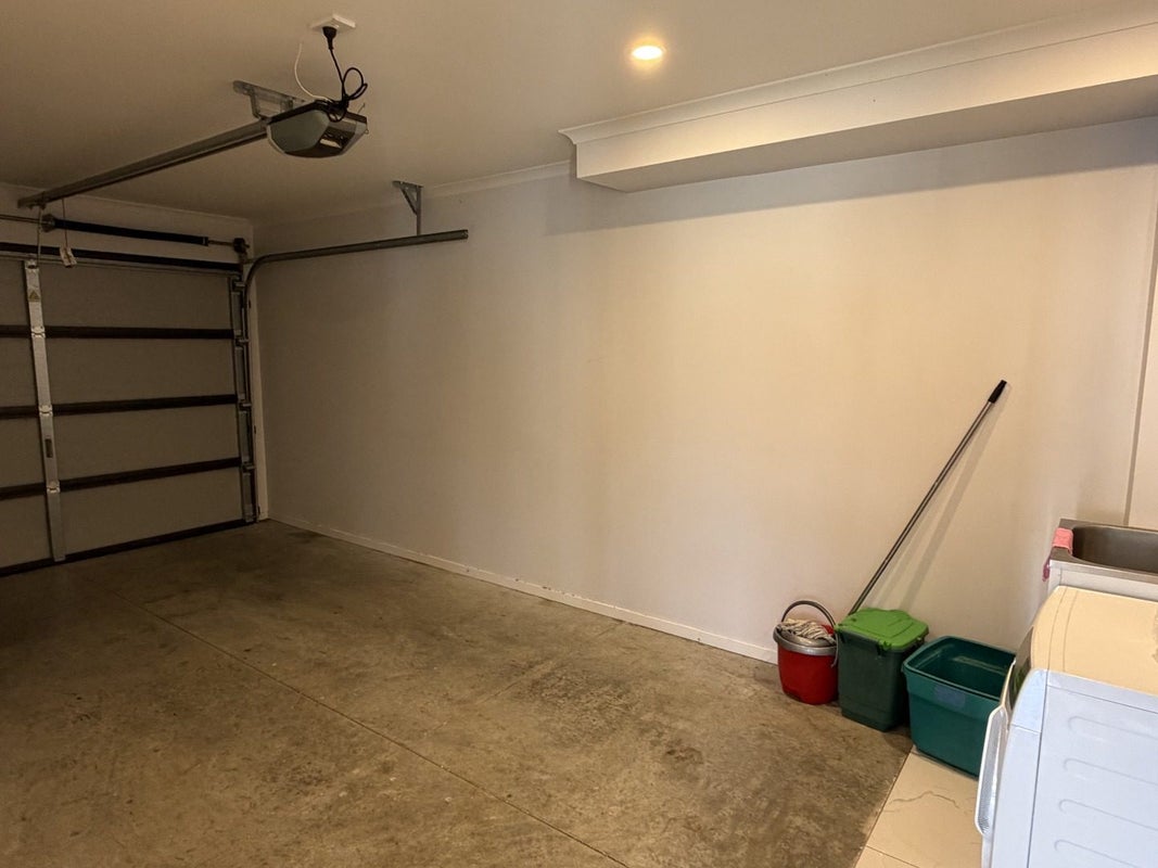 1/105 Knighton Road, Hillcrest, Hamilton - Carousel 13