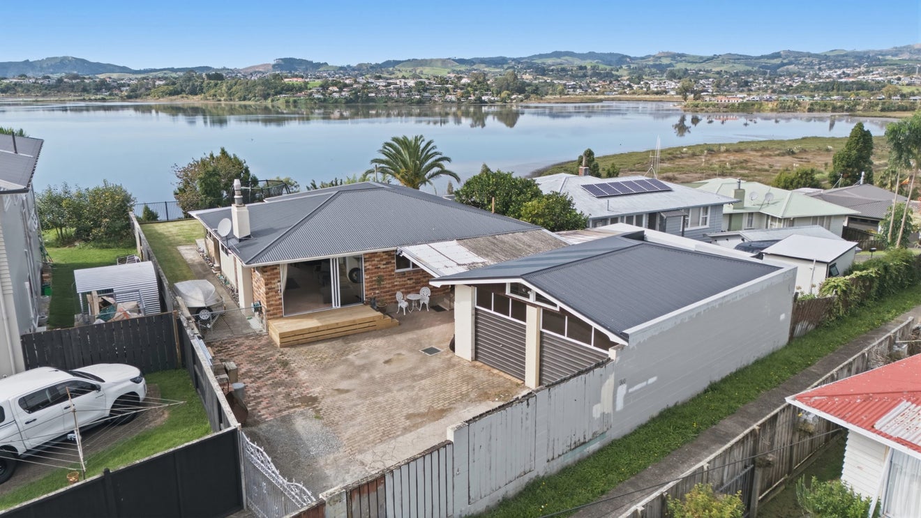 47 Baycroft Avenue, Parkvale, Tauranga - Carousel 1