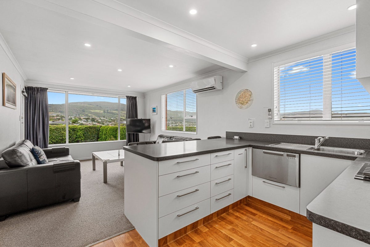6B Hereford Street, Roslyn, Dunedin - Carousel 2