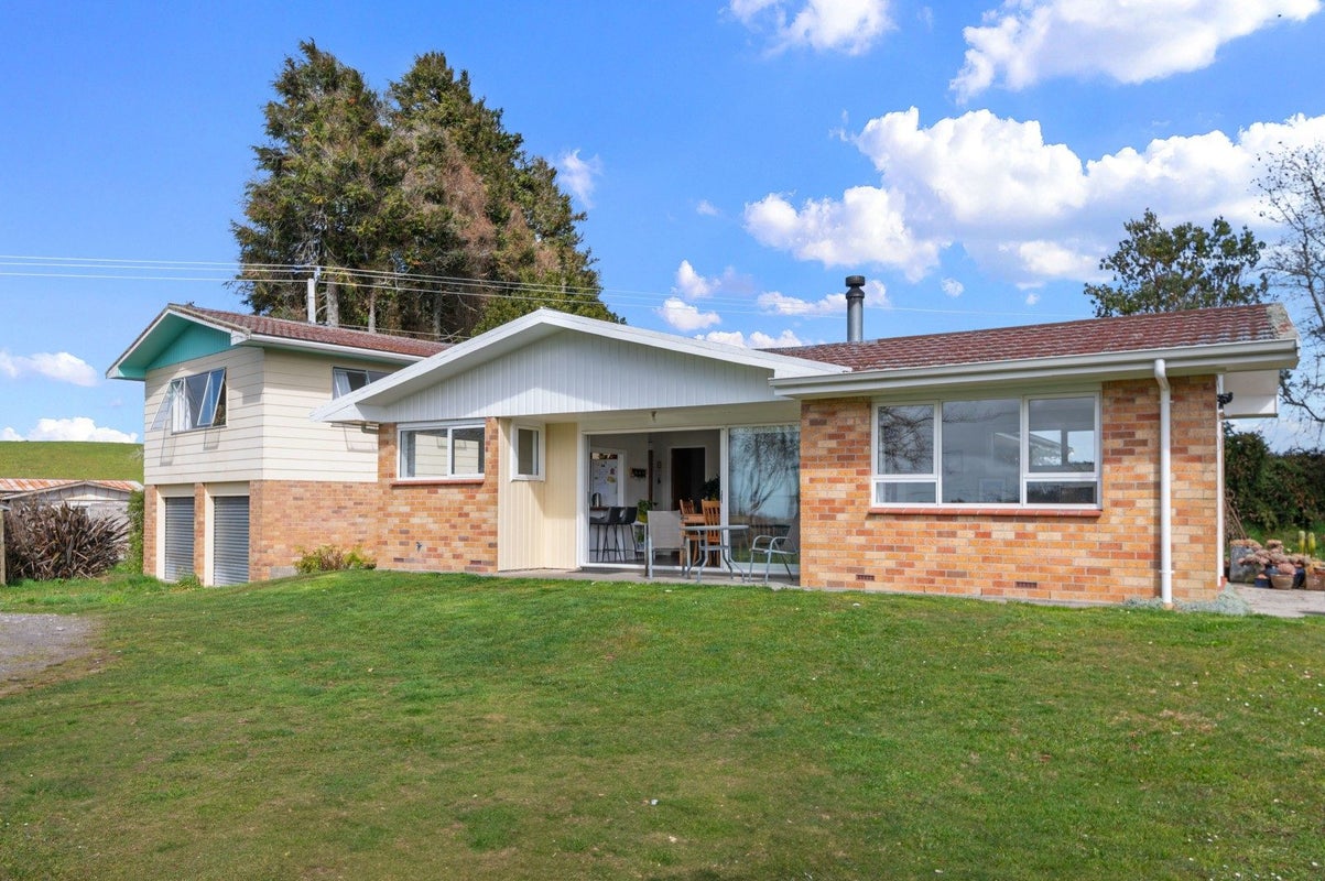 735 Oturoa Road, Rotorua - Carousel 1