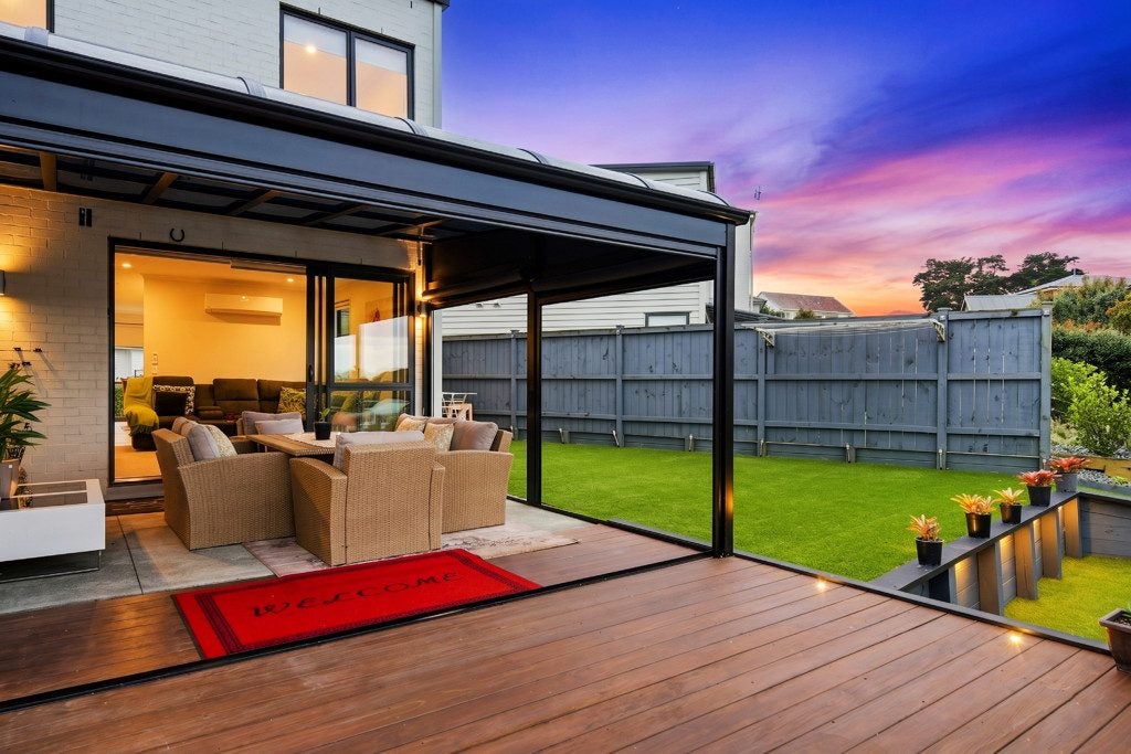 68 Matairangi Avenue, Totara Heights, Auckland - Carousel 1