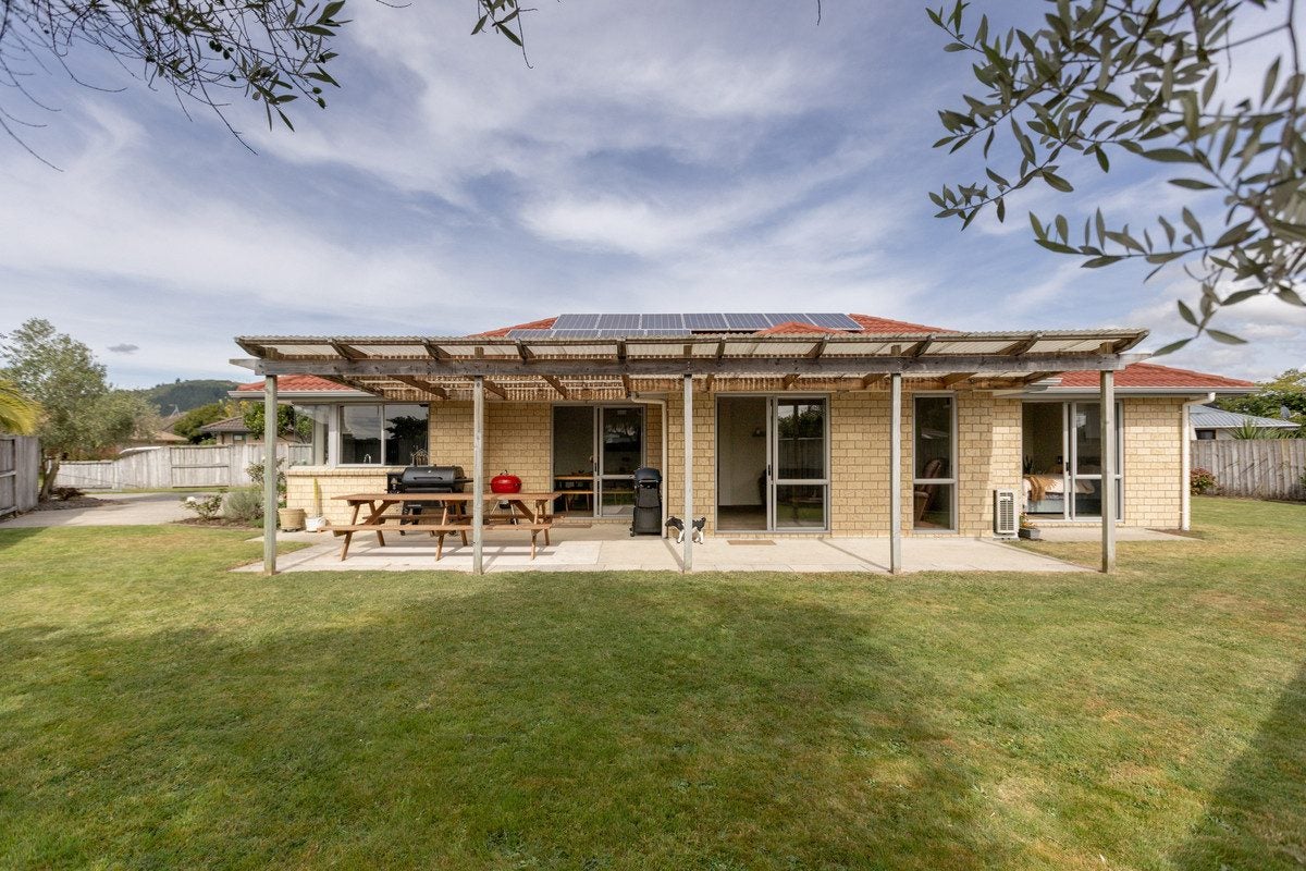 14 Kinder Place, Ngongotaha, Rotorua - Carousel 2