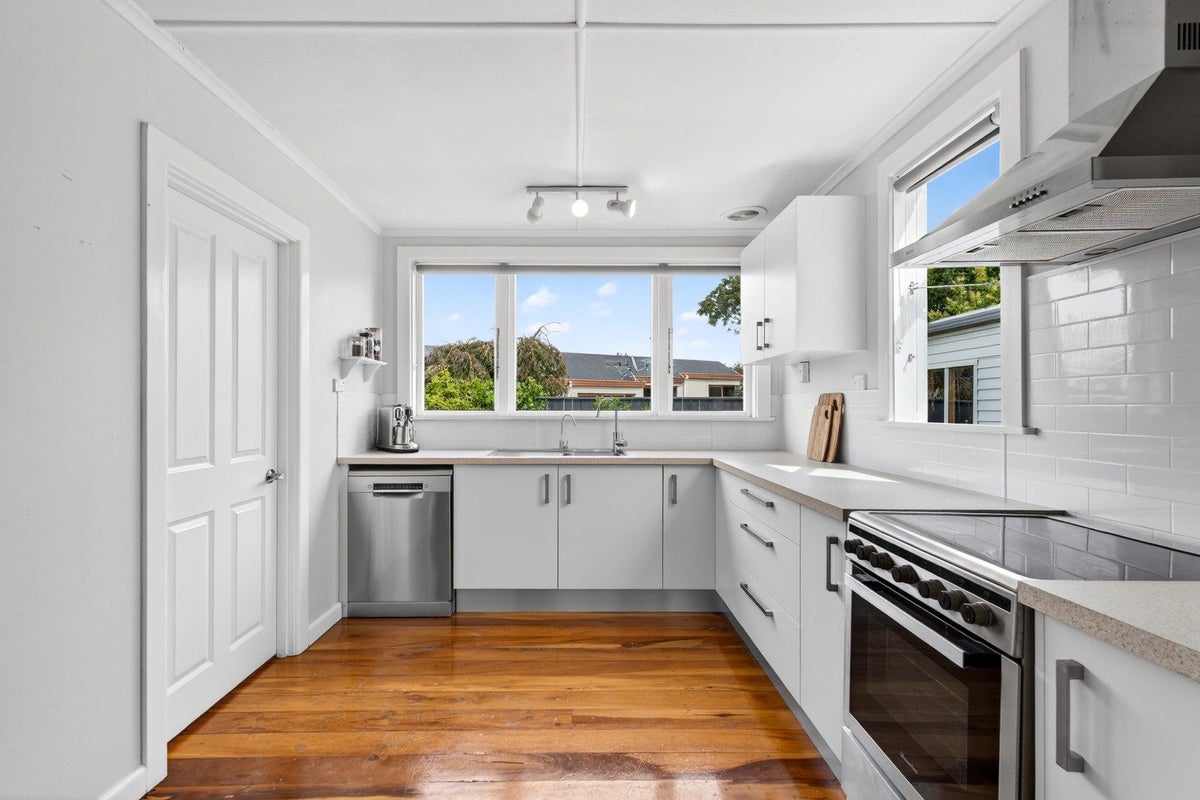 707A Victoria Street, Parkvale, Hastings - Carousel 2