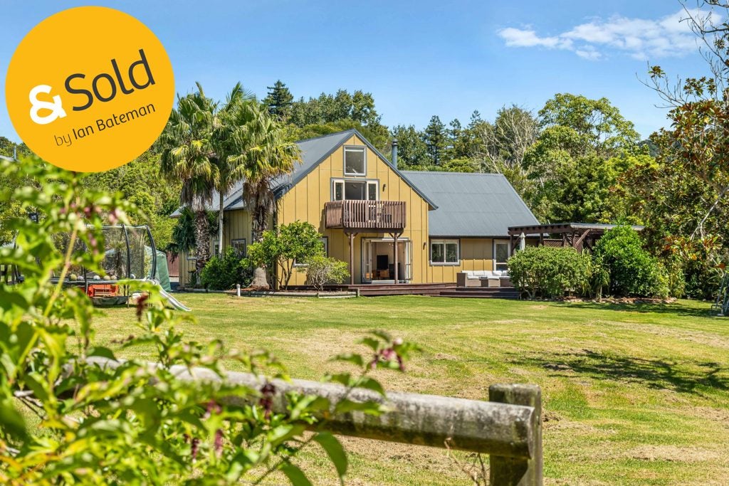 26 Slowater Lane, Puhoi, Warkworth - Carousel 1