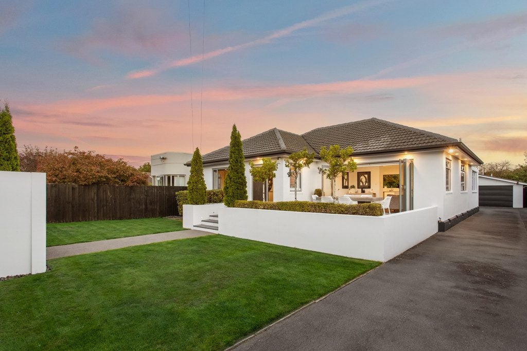 178 Knowles Street, St Albans, Christchurch - Carousel 1