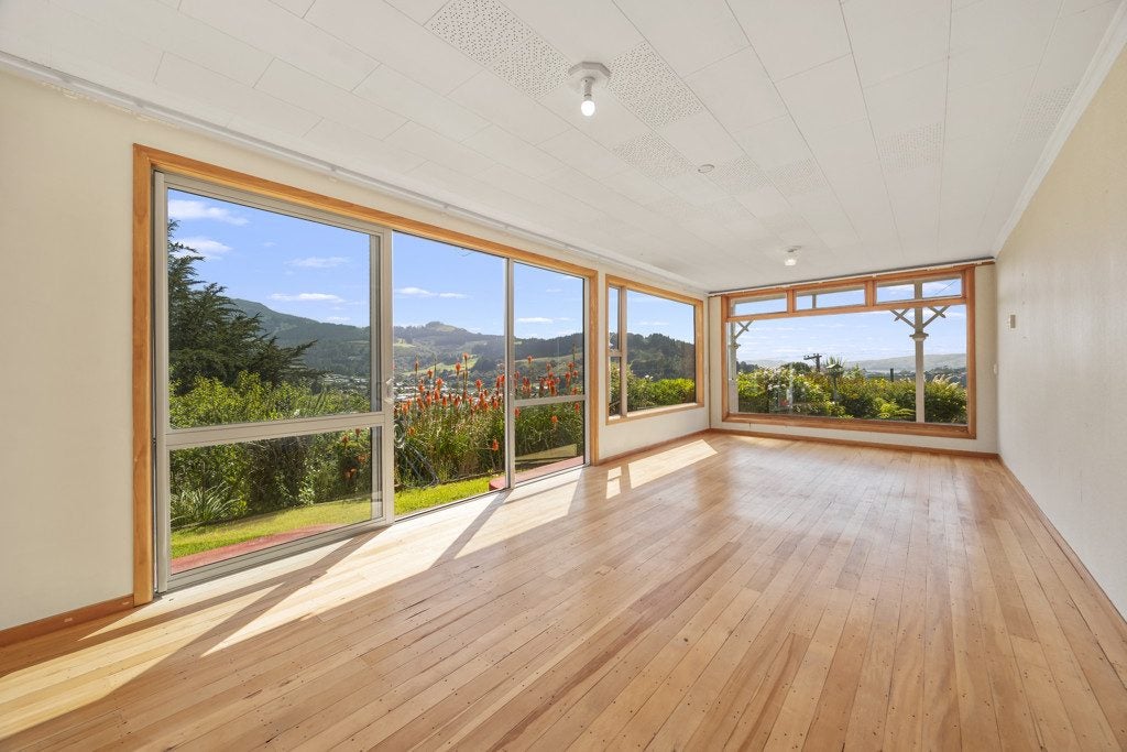 16 Brick Hill Road, Sawyers Bay, Port Chalmers - Carousel 1