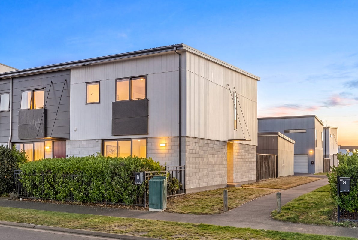 26 Tippet Crescent, Wigram, Christchurch - Carousel 1
