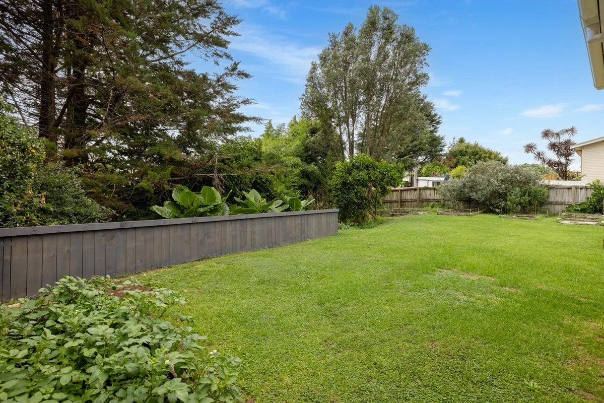 70A Kaitemako Road, Welcome Bay, Tauranga - Carousel 13