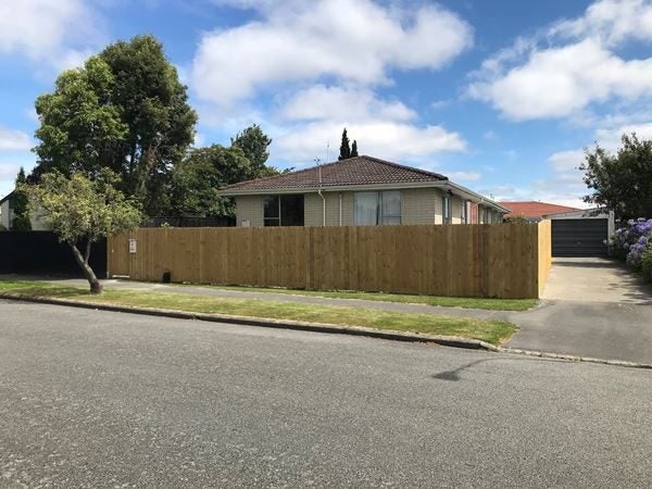 1/45 Chipping Lane, Redwood, Christchurch - Carousel 1