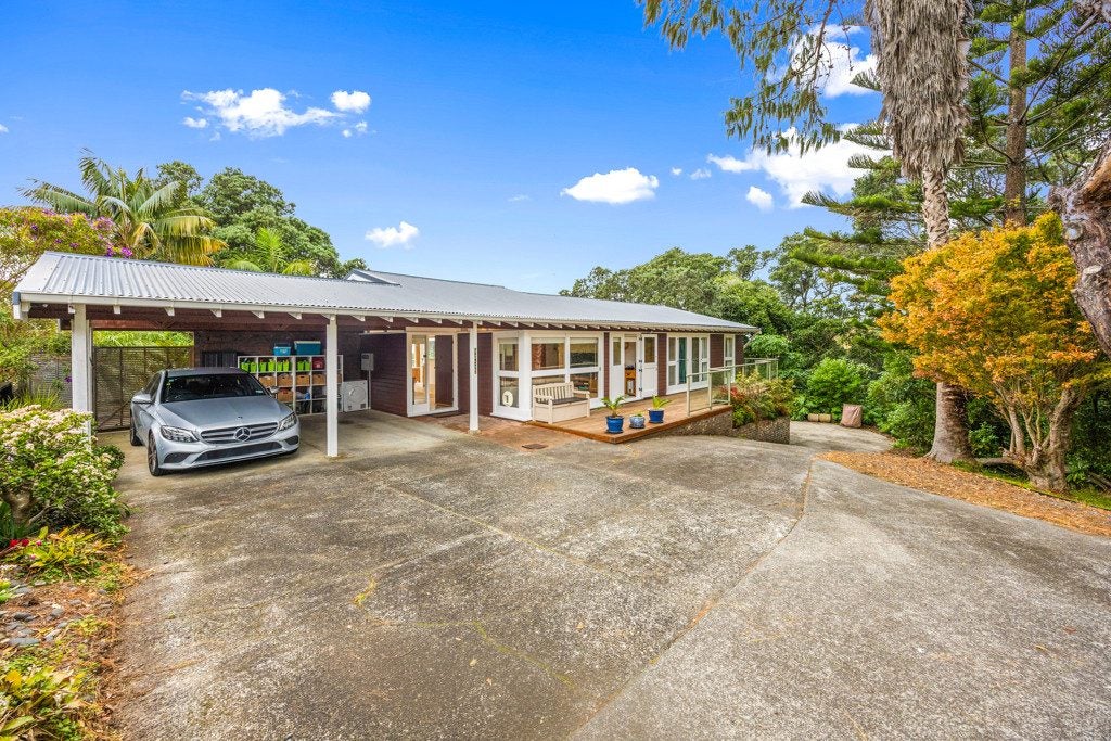 632 Blockhouse Bay Road, Blockhouse Bay, Auckland - Carousel 2