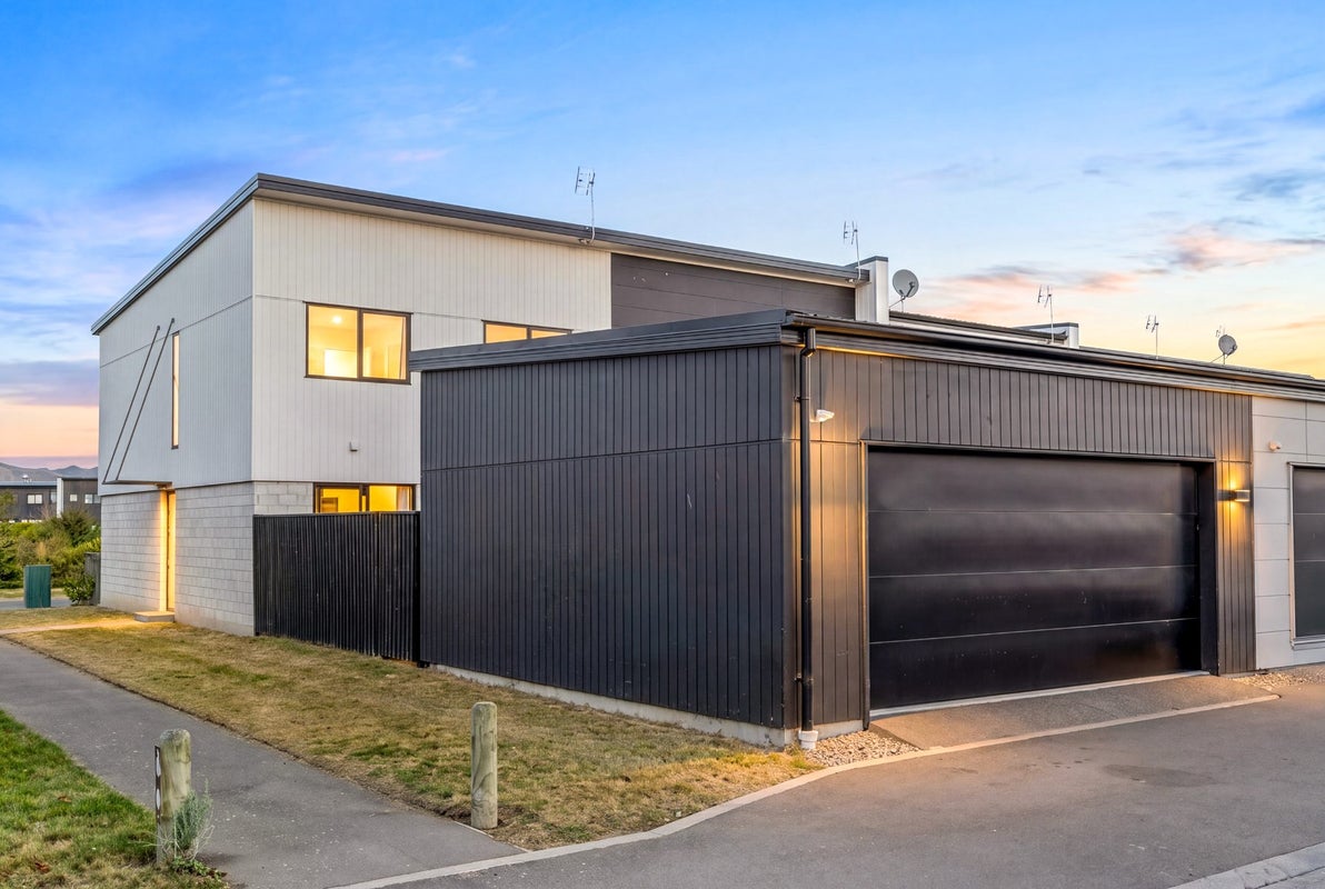 26 Tippet Crescent, Wigram, Christchurch - Carousel 2
