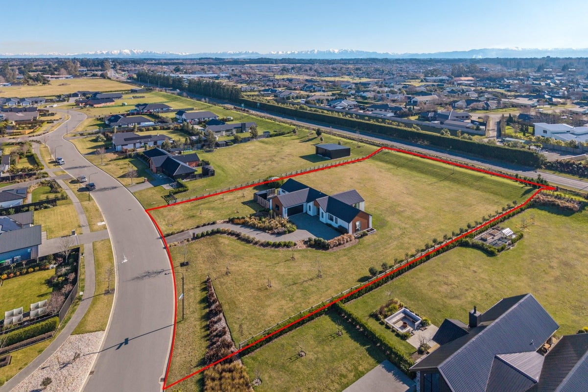 37 Silver Peaks Drive, West Melton, West Melton - Carousel 1