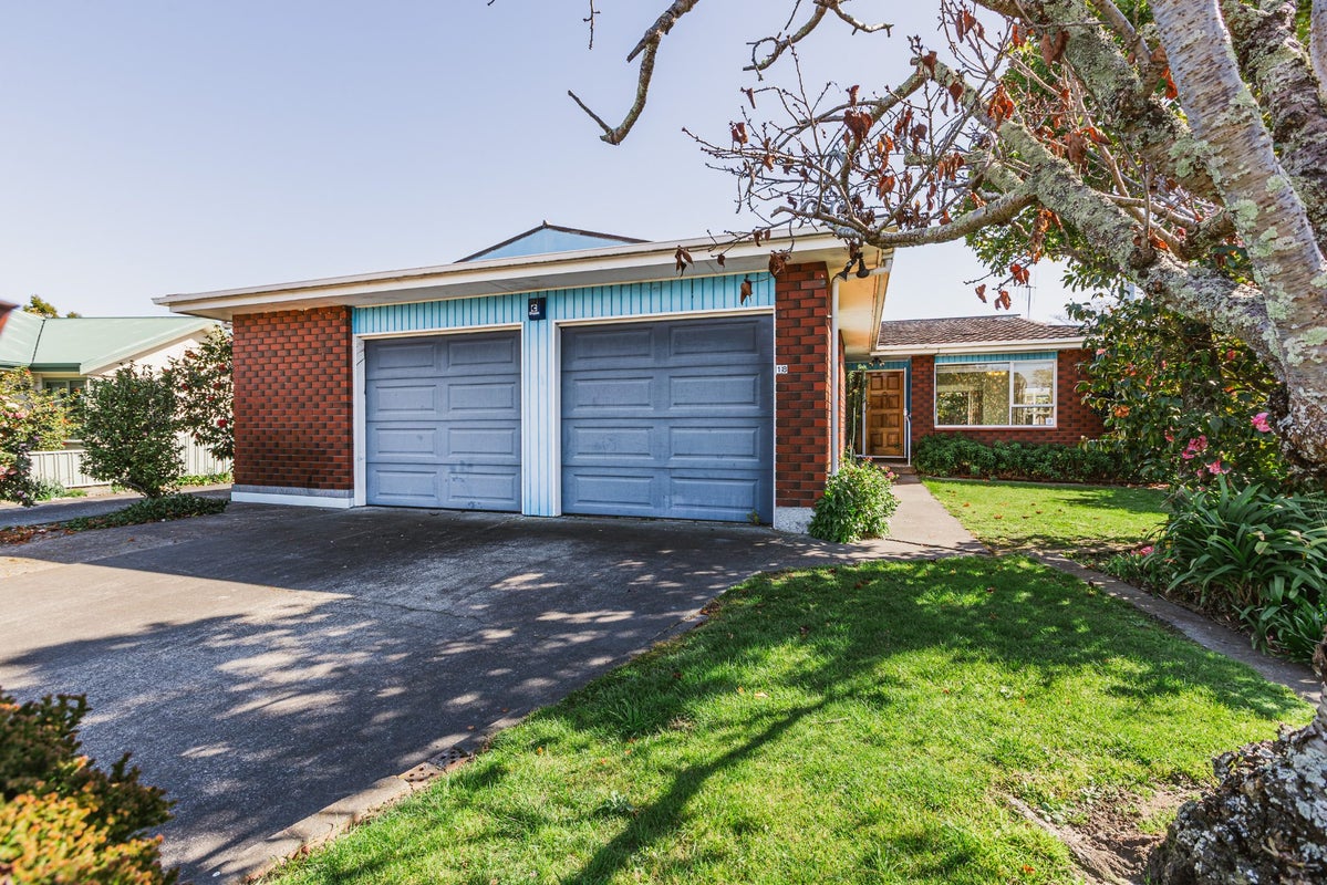 18 Totara Street, Taradale, Napier - Carousel 1