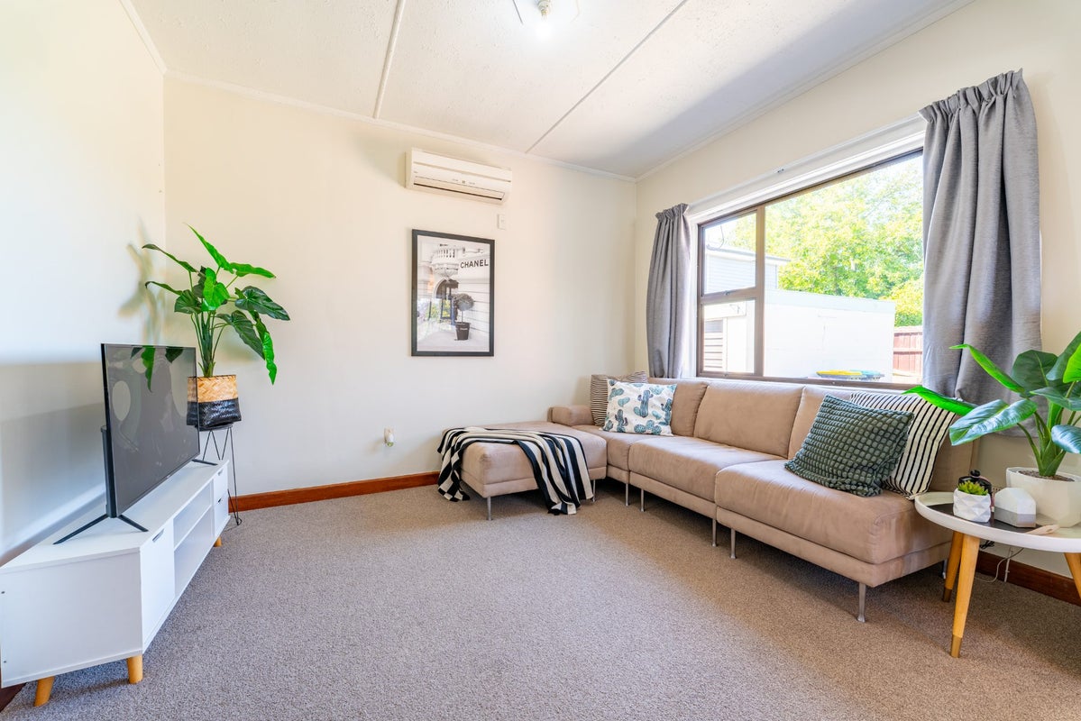 12 Ranfurly Street, West End, Timaru - Carousel 2