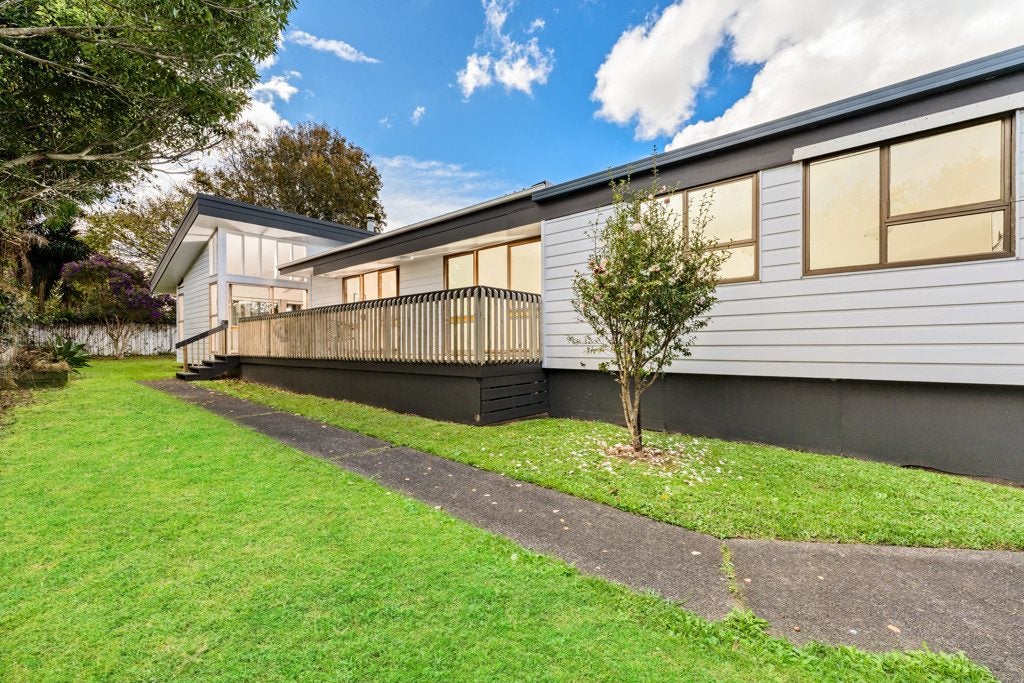 13 Alexandra Street, Riverhead, Riverhead - Carousel 1