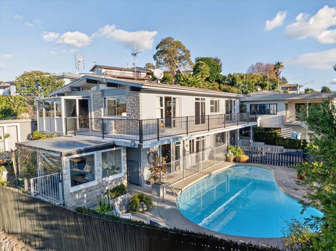 56 Anne Road, Bellevue, Tauranga - Carousel 1