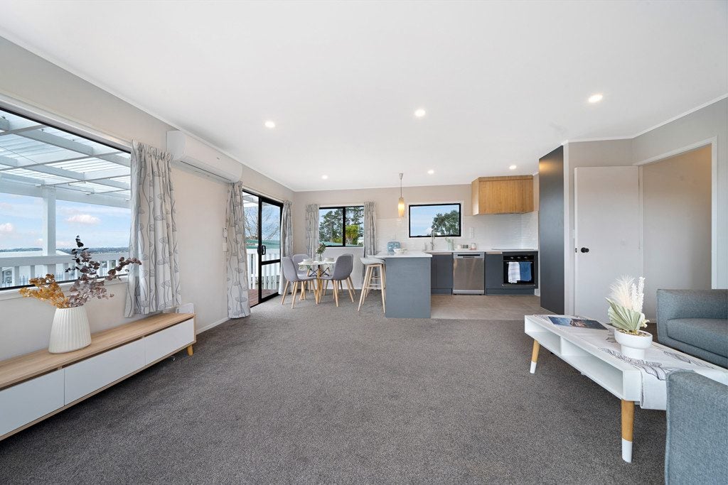 2/40C West Coast Road, Glen Eden, Auckland - Carousel 2