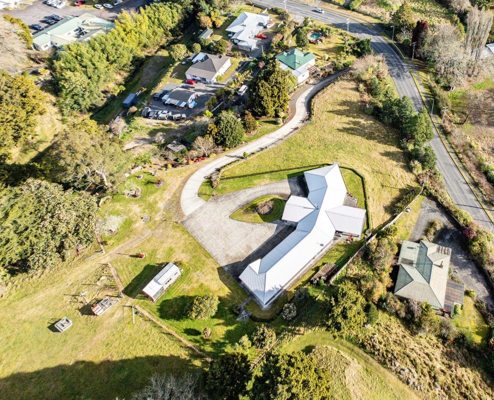 29 Golf Road, Taumarunui, Taumarunui - Carousel 36