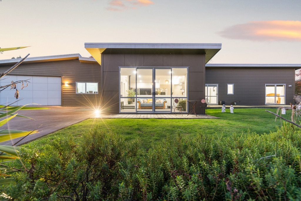 6 Ascot Vale, Tikitere, Rotorua - Carousel 1