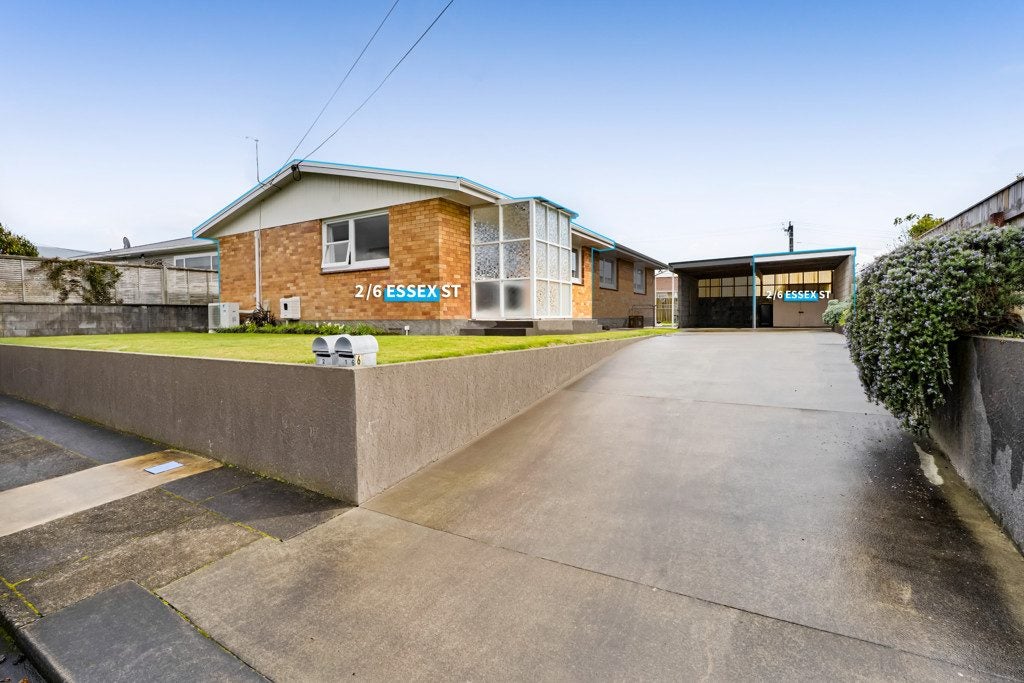 2/6 Essex Street, Vogeltown, New Plymouth - Carousel 1