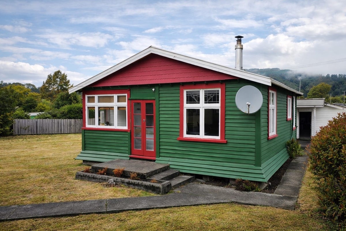 94 Buller Road, Reefton, Reefton - Carousel 23