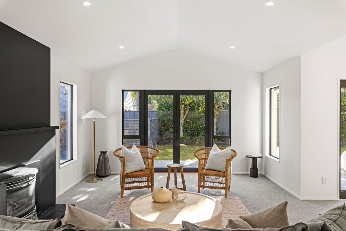 138 Barrington Street, Somerfield, Christchurch - Carousel 2