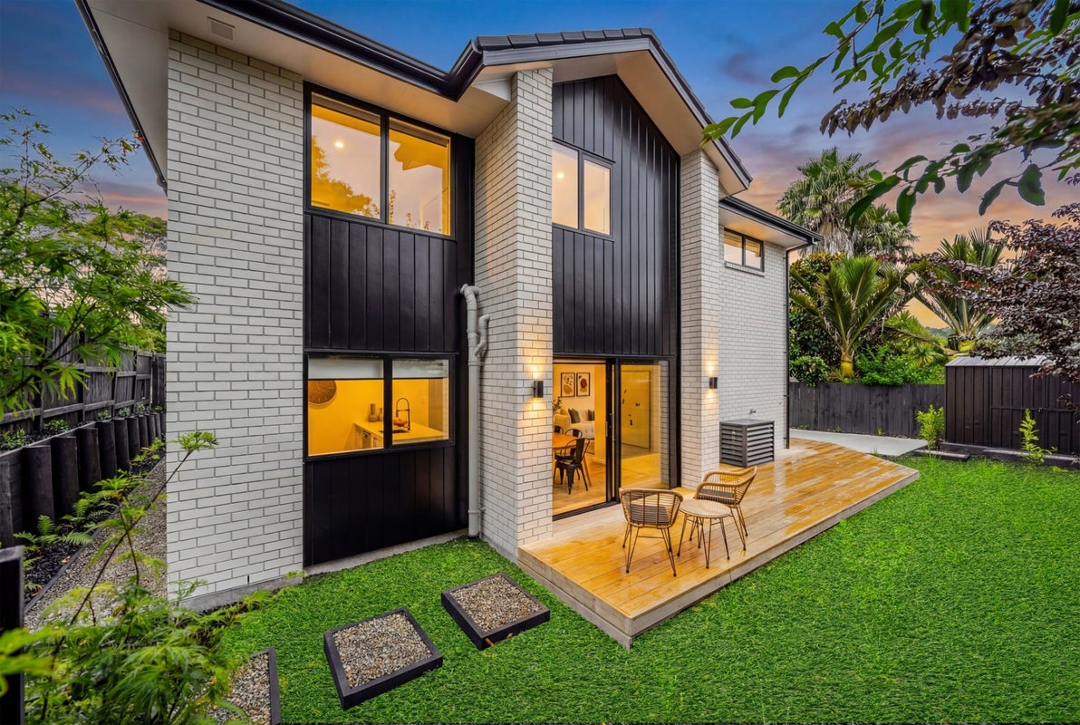 44A Melba Street, Beach Haven, Auckland - Carousel 2