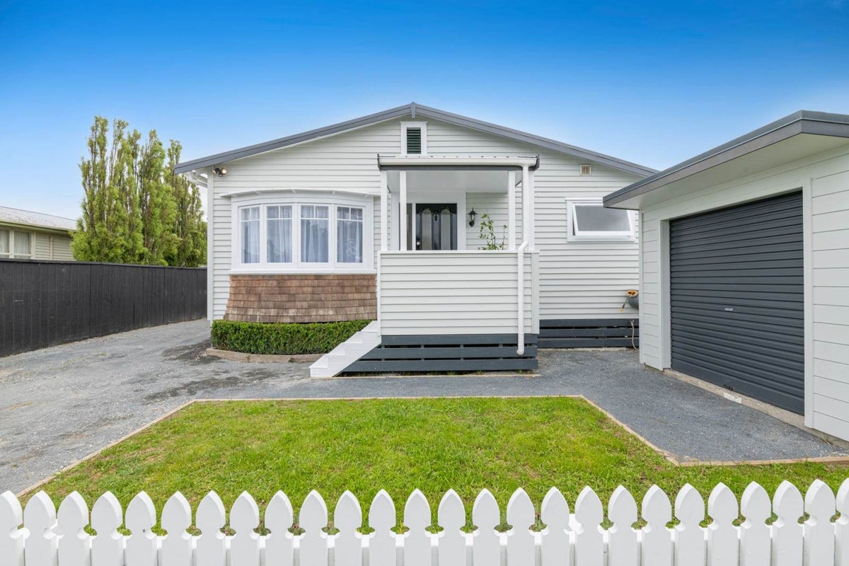 49A Parakai Avenue, Parakai, Helensville - Carousel 1