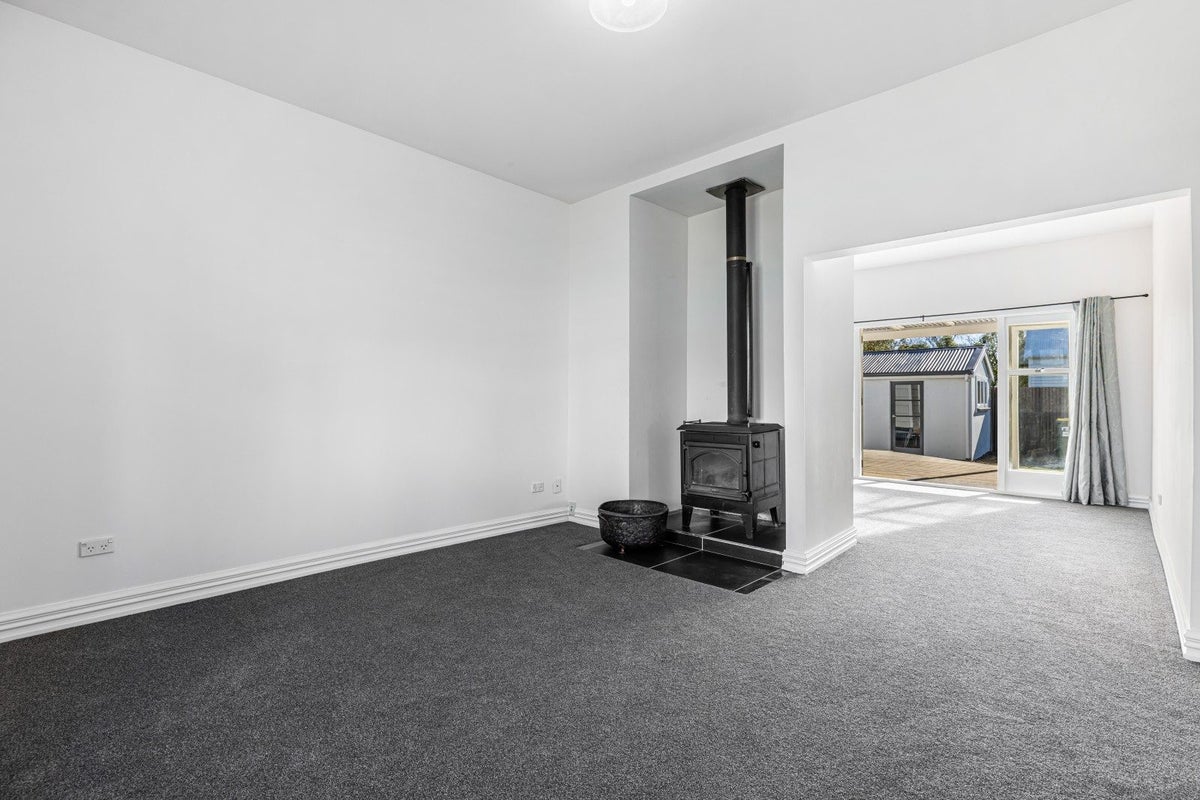 19 Lee Street, Southbridge, Southbridge - Carousel 2