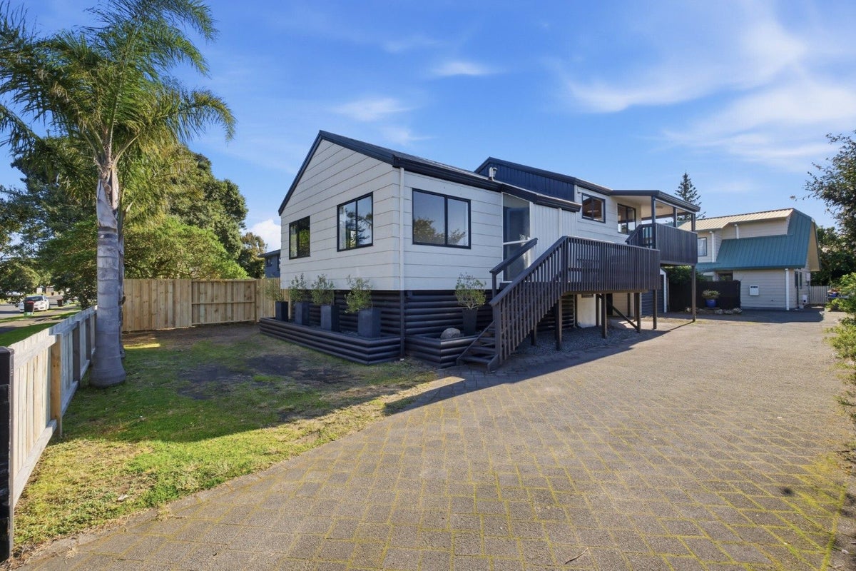 179A Dickson Road, Papamoa Beach, Papamoa - Carousel 20