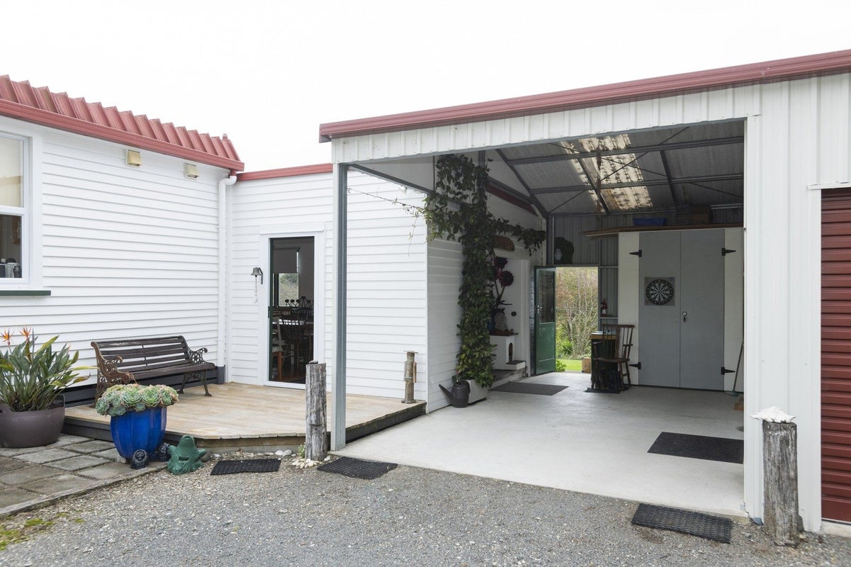 2212 Matawai Road, Te Karaka, Te Karaka - Carousel 32