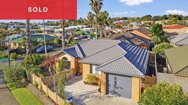 6 Red Hibiscus Road, Stanmore Bay, Whangaparaoa - Carousel 1