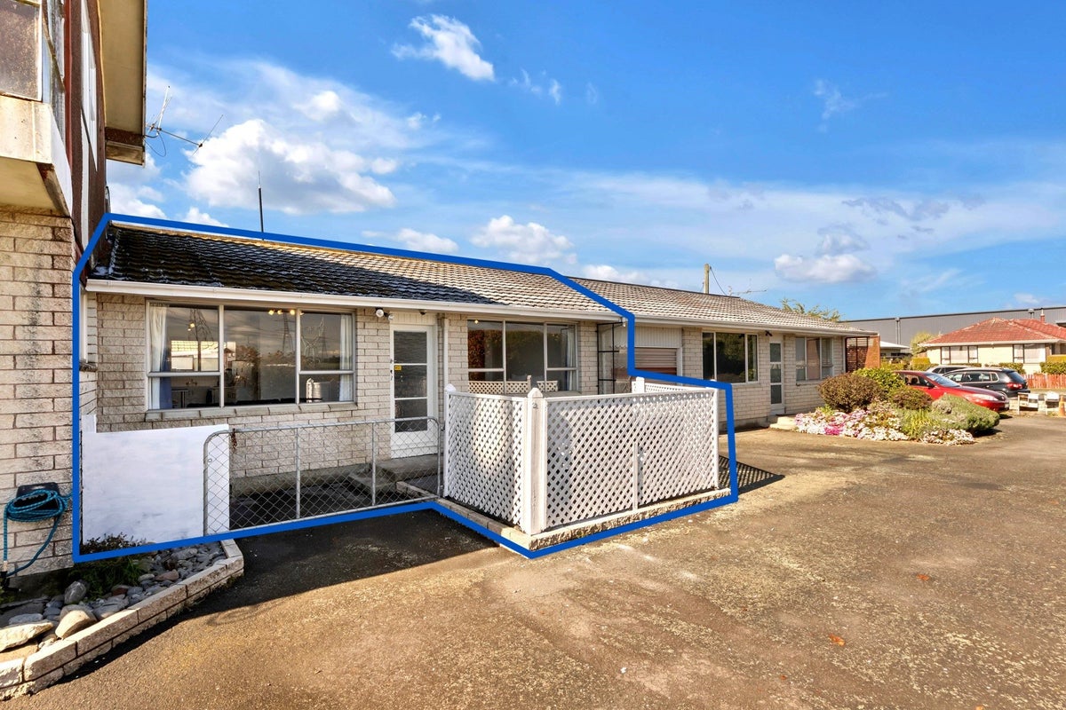 2/52 Mortlake Street, Islington, Christchurch - Carousel 11