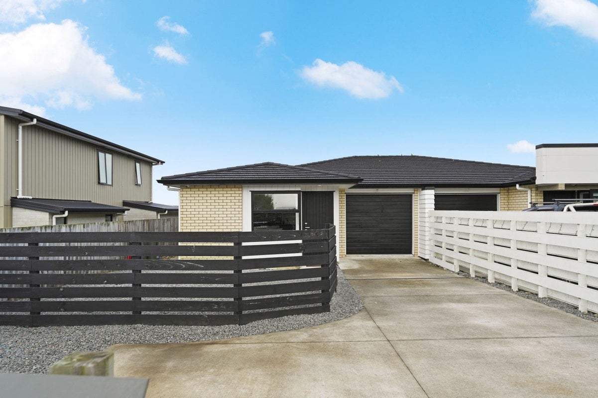 1/335 Horsham Downs Road, Rototuna North, Hamilton - Carousel 1