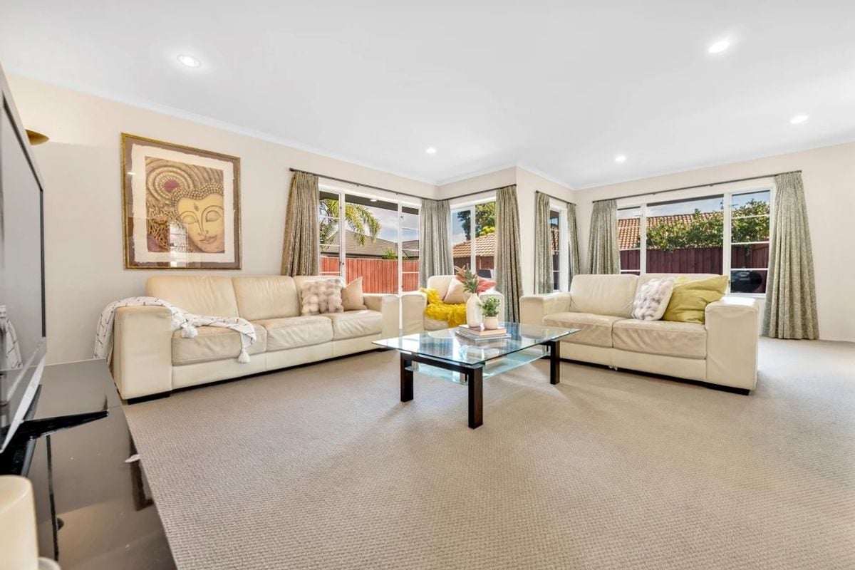 152 Cyril French Drive, Flat Bush, Auckland - Carousel 2
