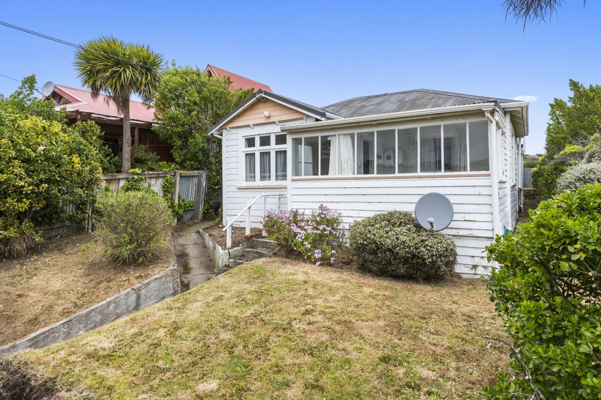 22 Oregon Street, Ocean Grove, Dunedin - Carousel 1