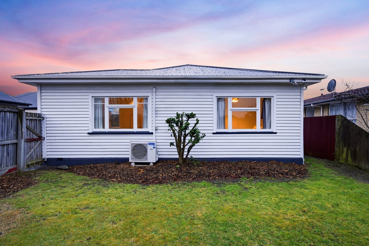 1/265 Woodham Road, Linwood, Christchurch - Carousel 1