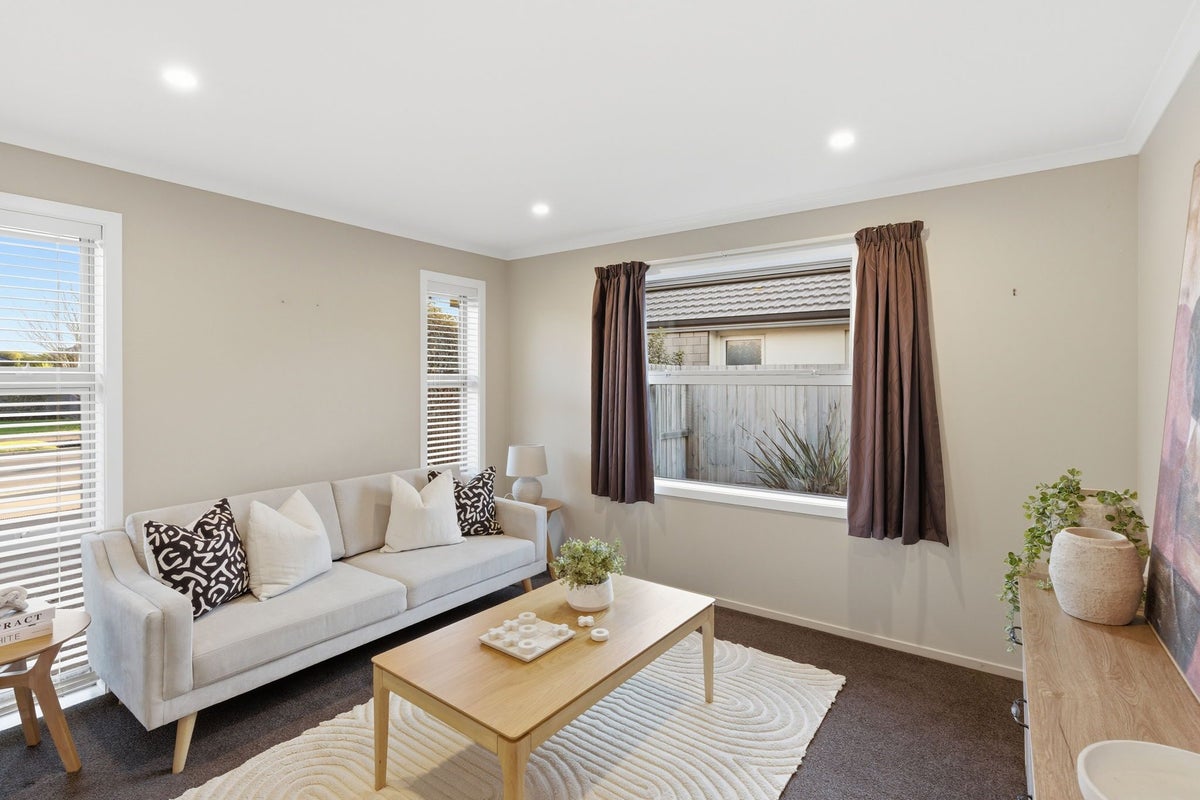 14 Bradwell Crescent, Halswell, Christchurch - Carousel 2